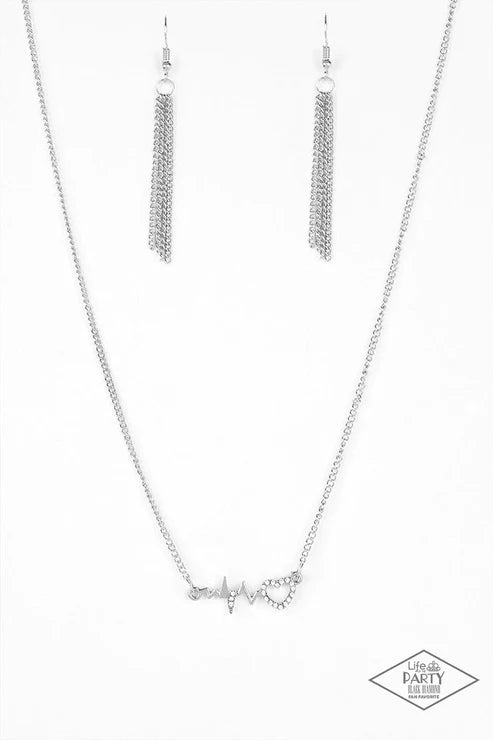 HEARTBEAT Street - White Necklace