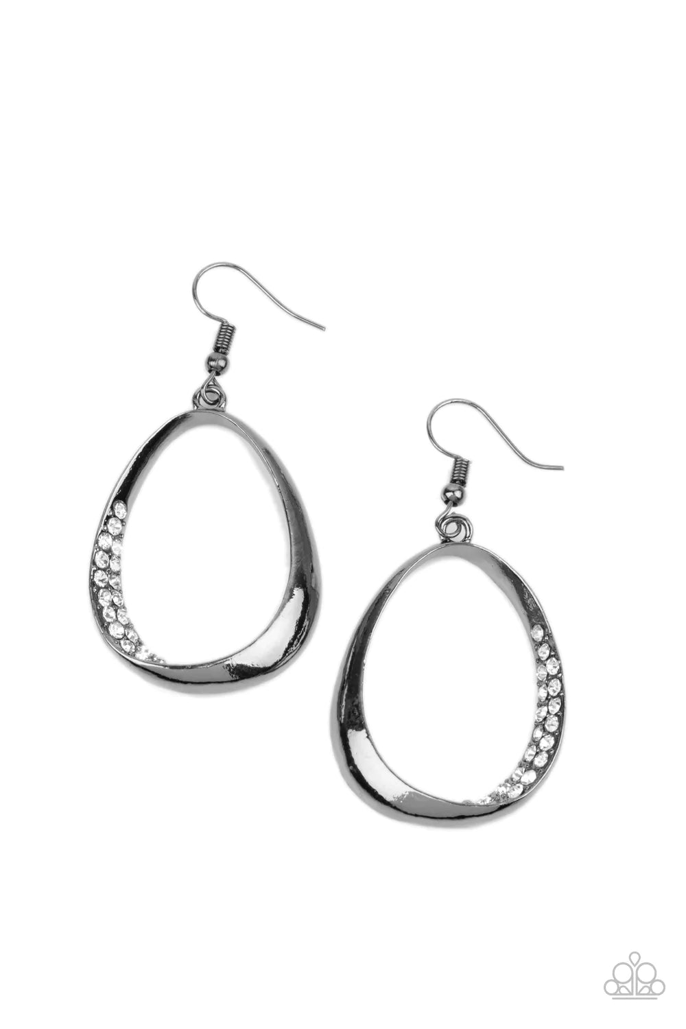 Fiercely Flauntable - Black Earring