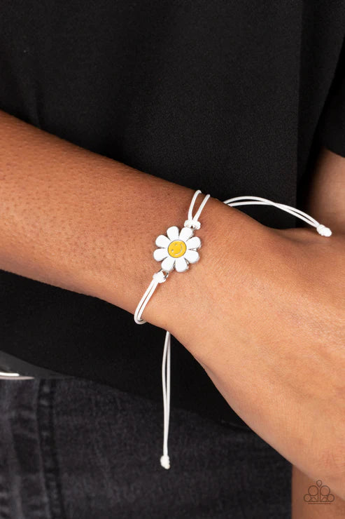 DAISY Little Thing - White Bracelet