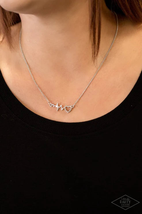 HEARTBEAT Street - White Necklace