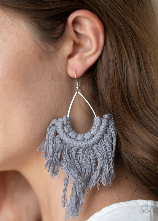 Wanna Piece of MACRAME? - Silver Earring