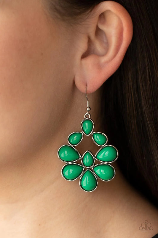 In Crowd Couture - Green Earring