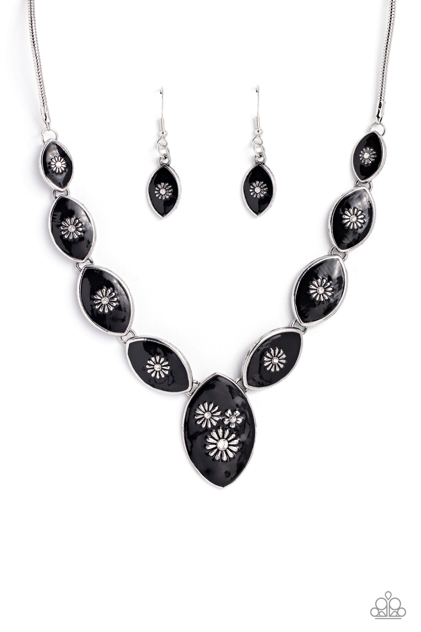 Pressed Flowers - Black Necklace