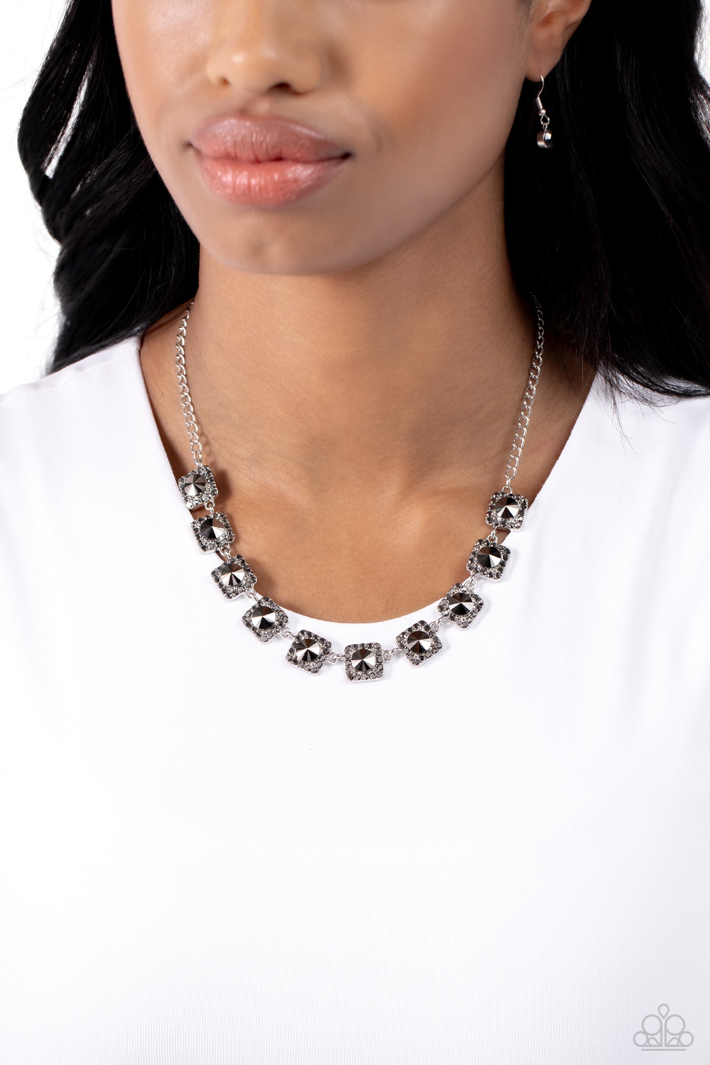 Jump SQUARE - Silver Necklace