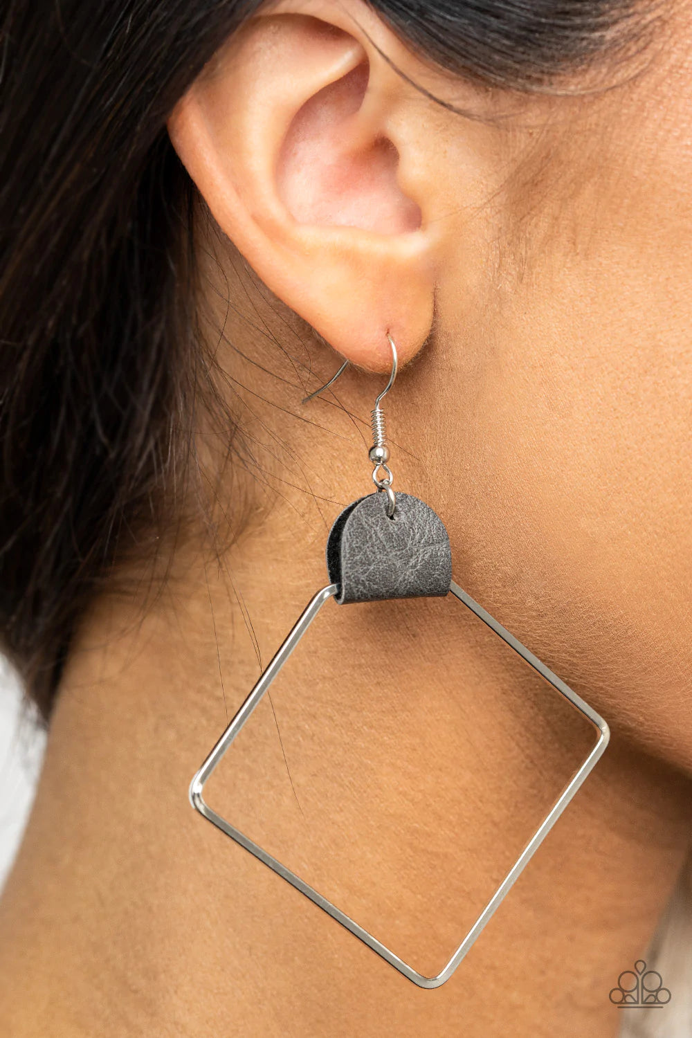 Friends of a LEATHER - Silver Earring